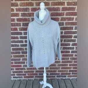 NWT Women’s Gray Time And Tru Cowl Neck High Low Sweater Size Large